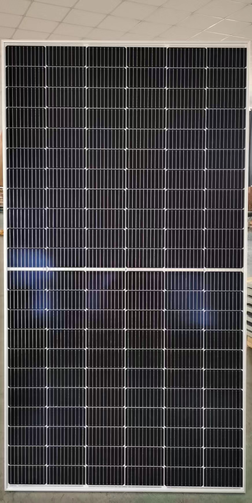 182mm PERC mono 132 solar half cells 530W