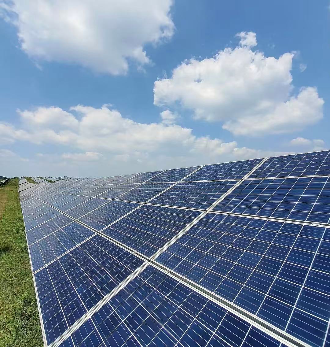 Bali: Launch rooftop solar power promotion program - Public buildings will be required to install solar panels