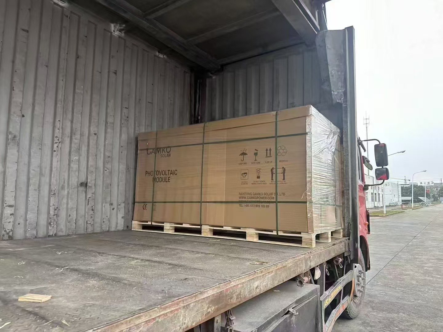 Delivery To Mali 585W N Type Bifacial Solar Panels for Home System