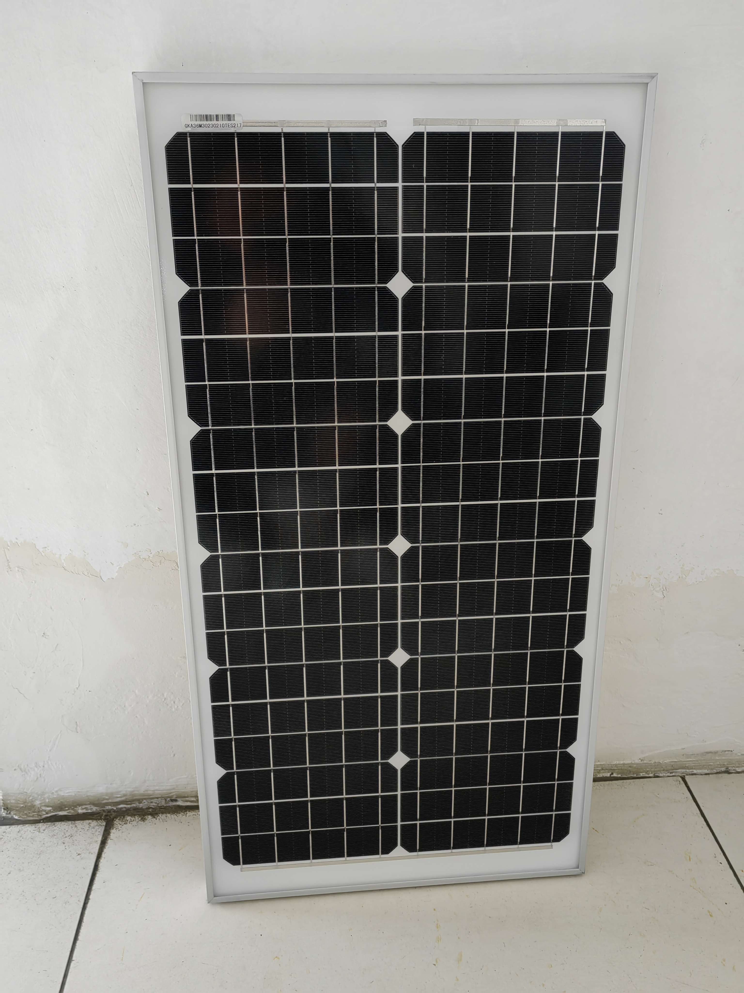 157mm 36 PERC Solar Cells 30W Mono Solar Panel Easy To Carry Size Customizable Monocrystalline Power Panel