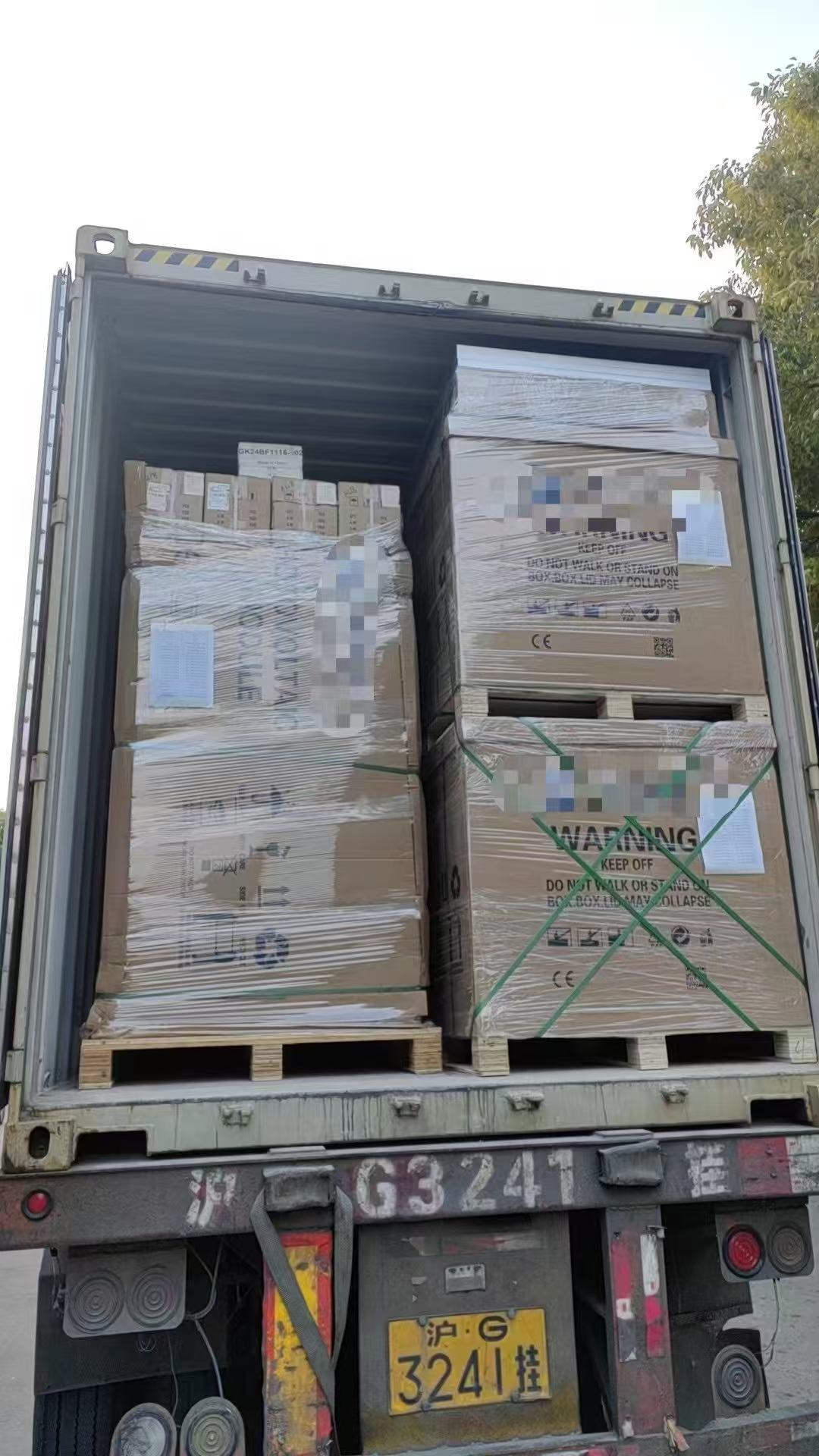 Delivery To South Africa 300W High Voltage Solar Panels And 380W Solar Panel by 40HQ Container