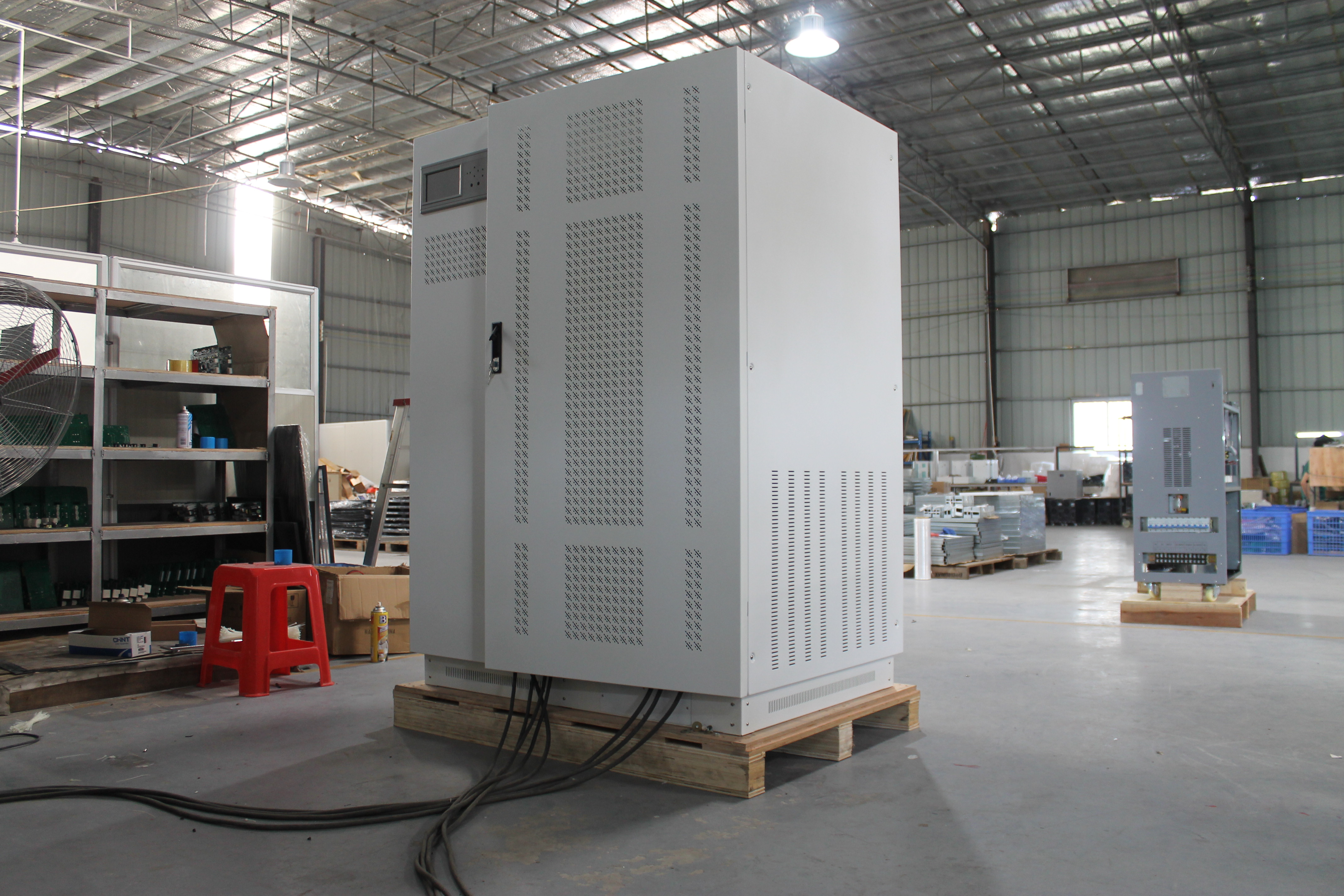 300kw Off Grid Inverter Delta Series 3 Phase IGBT Solar Power Inverter for Solar Power Station 