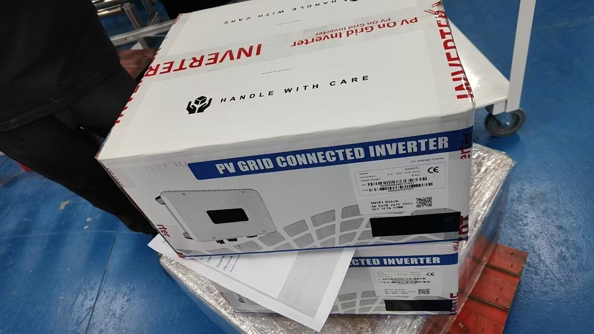 Delivery To The USA 3KW On Grid Inverters by Air